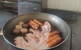 Cozy Cottage Retreat In Listowel Pet Friend